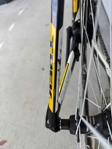 Used Trek Madone 6.2 2011 2011 Road & Gravel, Black — image 6 of 15