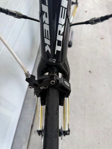 Used Trek Madone 6.2 2011 2011 Road & Gravel, Black — image 2 of 15