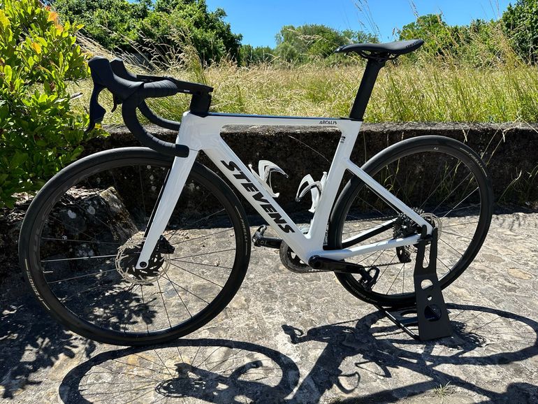 Used Stevens Arcalis SRAM Rival eTap AXS 2024 Road & Gravel, White — image 4 of 12