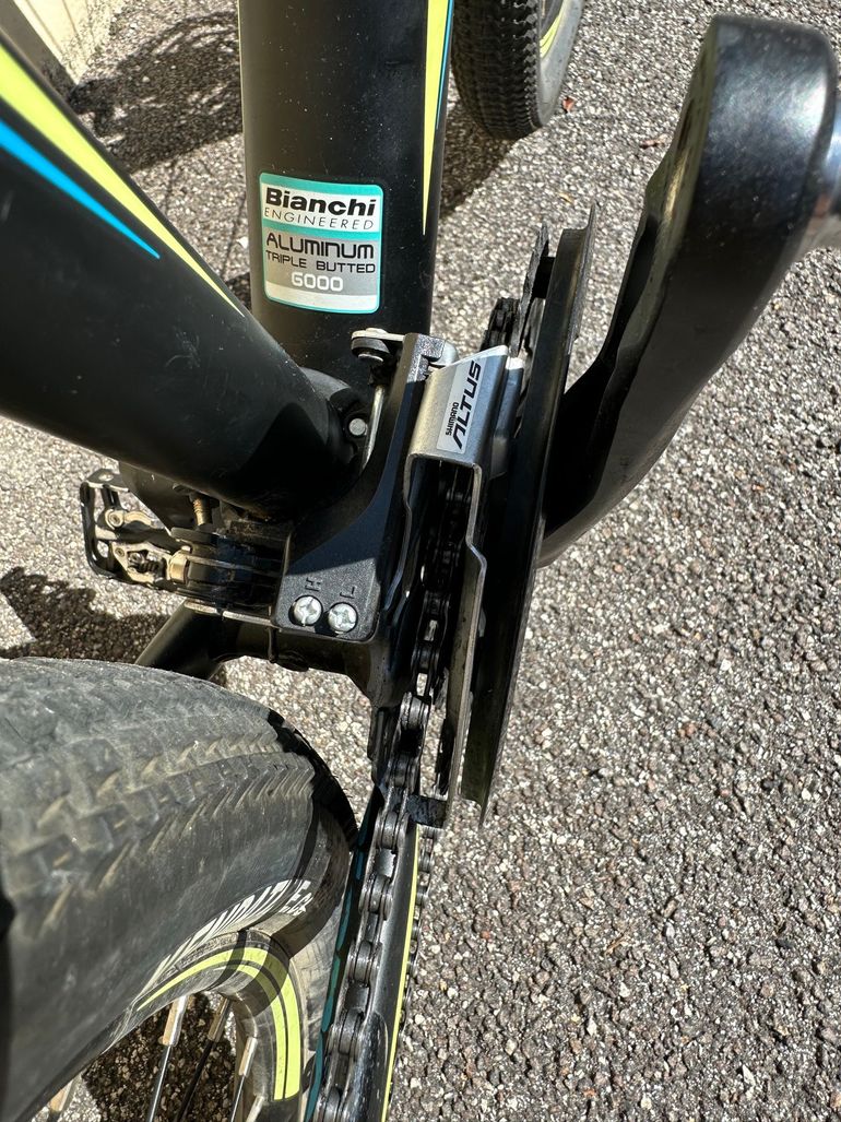 Bianchi Kuma 27.2 2017 2017 Mountainbike usato, Nero — immagine 13 di 13