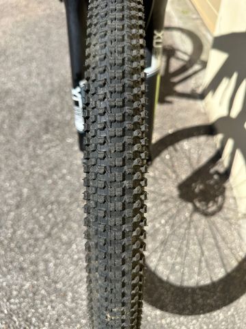 Used Bianchi Kuma 27.2 2017 2017 Mountainbike, Black, 27.5 — image 7 of 13