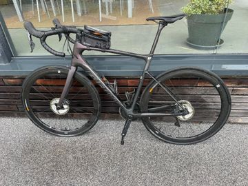Tweedehands Giant Defy, Advanced Pro 2 2021 2021 Road & Gravel — afbeelding 1 van 6