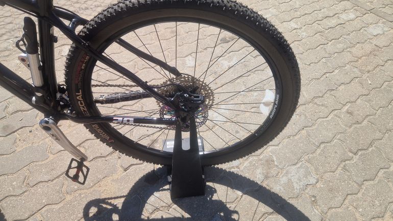 Gebrauchtes Accent Peak29 2018 Mountainbike, Weiß — Bild 5 von 6