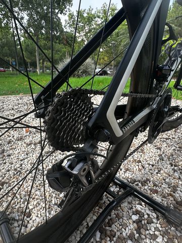 Używany Canyon Speedmax CF SLX 9.0 SL 2018 2018 Road & Gravel — zdjęcie 6 z 21