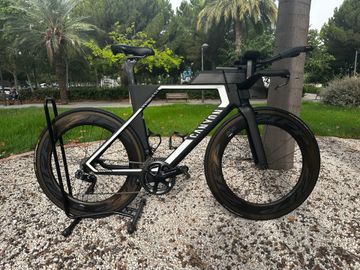 Używany Canyon Speedmax CF SLX 9.0 SL 2018 2018 Road & Gravel — zdjęcie 2 z 21