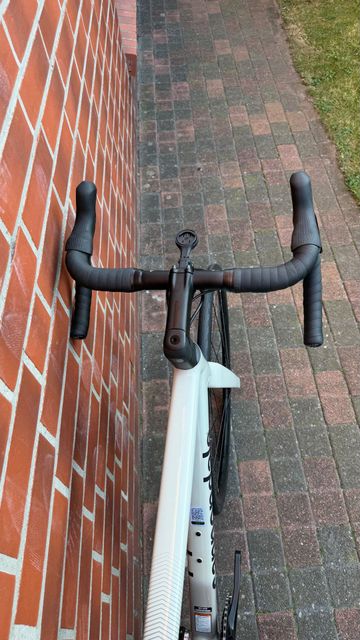 Used Cannondale CAAD14 3 2026 2026 Road & Gravel, White — image 5 of 8