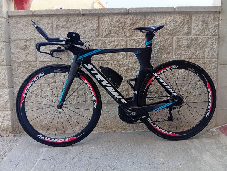 Used Stevens Custom Shimano Ultegra 2014 Road & Gravel, Black — image 2 of 8