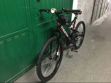 Käytetty Moma Custom Shimano Tourney 2019 MTB