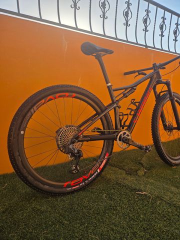 Used Specialized S Works Custom SRAM XX1 Eagle AXS 2020 Mountainbike, Black — image 2 of 7