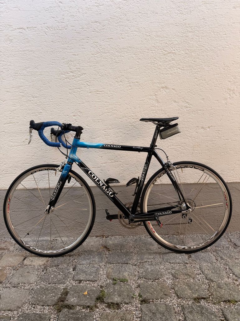 Colnago Custom Campagnolo Centaur 2006 Road & Gravel usato, Nero — immagine 2 di 3