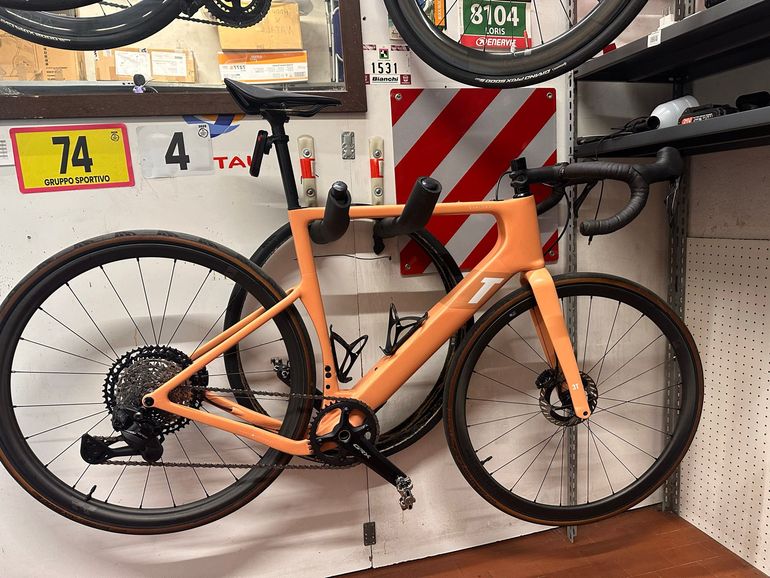 Brugt 3T Exploro Shimano GRX Di2 2024 Road & Gravel — billede 2 af 14