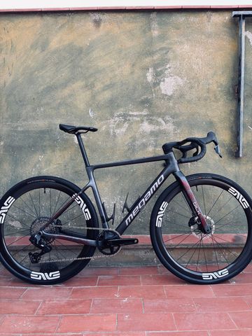 Megamo SILK 01 AXS 2025 2025 Road & Gravel usato