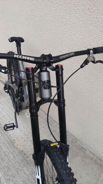 Used Intense M16c SRAM X01 DH 2020 Mountainbike, Light Gray — image 2 of 5
