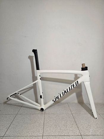 Specialized Tarmac SL8 Expert - Ultegra Di2 2025 Frameset 2025 Road & Gravel usato