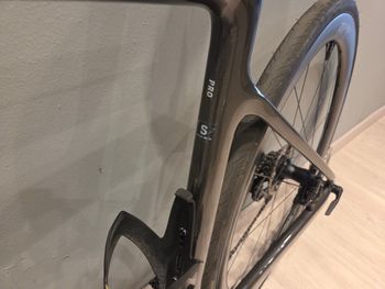 Używany Scott Addict RC Pro 2023 2023 Road & Gravel — zdjęcie 2 z 6