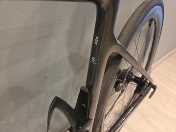 Käytetty Scott Addict RC Pro 2023 2023 Road & Gravel — kuva 2 / 6