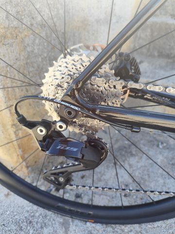 Used Giant Contend Shimano 105 2024 Road & Gravel, Black — image 3 of 6