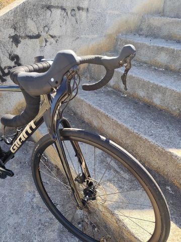 Used Giant Contend Shimano 105 2024 Road & Gravel, Black — image 2 of 6