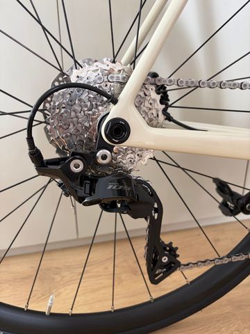 Used Orbea ORCA M30 2025 2025 Road & Gravel, White — image 2 of 8