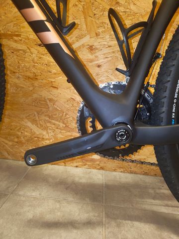 Giant Revolt Advanced 3 2022 2022 Road & Gravel d'occasion — image 13 sur 16