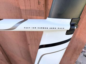 Used Specialized Shiv Shimano Dura Ace 2013 Road & Gravel, White — image 18 of 18