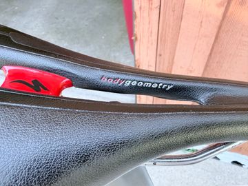Used Specialized Shiv Shimano Dura Ace 2013 Road & Gravel, White — image 8 of 18