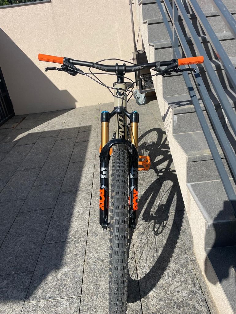 Brugt Pivot Firebird 29 Pro X01 2019 2019 Mountainbike — billede 2 af 8