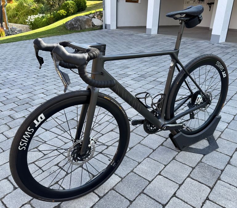 Brugt Canyon Ultimate CFR Disc eTap 2022 2022 Road & Gravel — billede 6 af 10