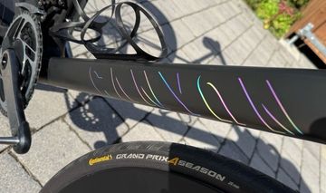 Gebrauchtes Canyon Ultimate CFR Disc eTap 2022 2022 Road & Gravel, Schwarz — Bild 2 von 10