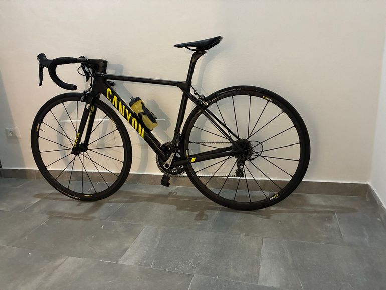 Canyon Ultimate CF SLX 9.0 2019 2019 Road & Gravel usato, Nero — immagine 9 di 9