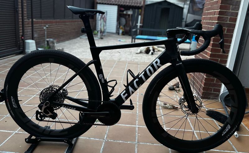 Used Factor Ostro Gravel - SRAM Red XPLR w/ Power Meter 2026 2026 Road & Gravel