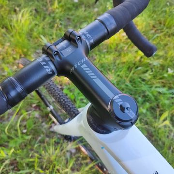 Tweedehands CUBE Cross SRAM Rival eTap AXS 2025 Road & Gravel — afbeelding 17 van 30