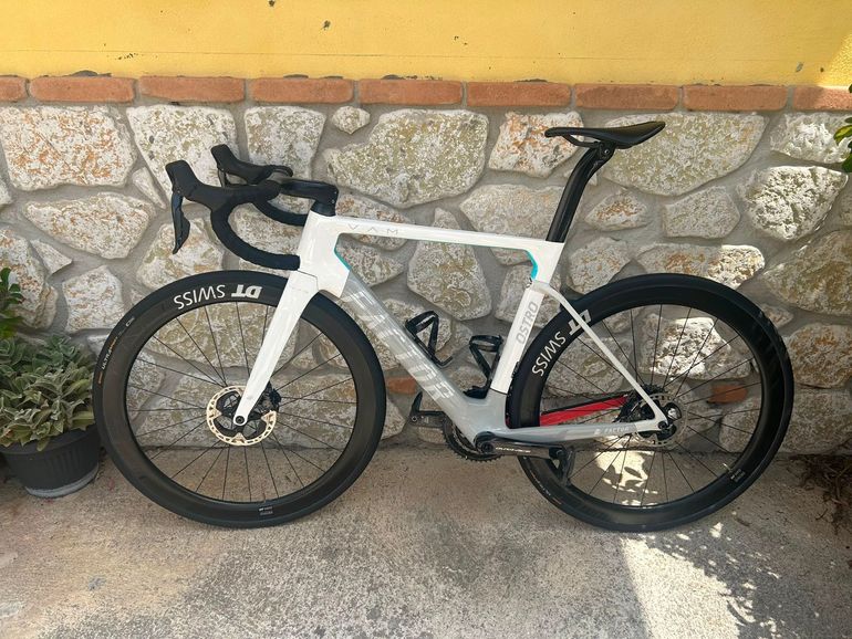 Factor Ostro Shimano Dura Ace Di2 2022 Road & Gravel usato, Grigio chiaro — immagine 8 di 17