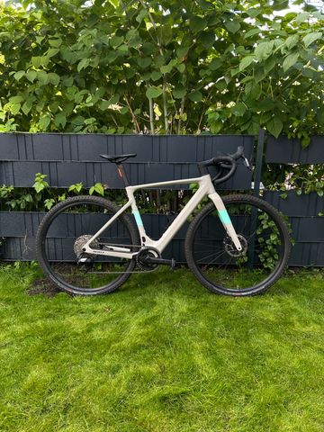 Tweedehands Scott Solace SRAM Apex 2024 Road & Gravel