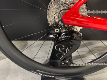 Używany BMC Teammachine R 01 FIVE 2027 2027 Road & Gravel — zdjęcie 3 z 8