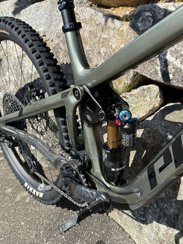 Gebrauchtes Pivot FIREBIRD Pro X01 2024 2024 Mountainbike, Hellgrau, 29 — Bild 4 von 8