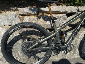 Gebrauchtes Pivot FIREBIRD Pro X01 2024 2024 Mountainbike, Hellgrau, 29 — Bild 5 von 8