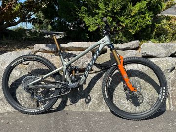 Pivot FIREBIRD Pro X01 2024 2024 MTB usato