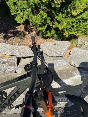 Gebrauchtes Pivot FIREBIRD Pro X01 2024 2024 Mountainbike, Hellgrau, 29 — Bild 6 von 8