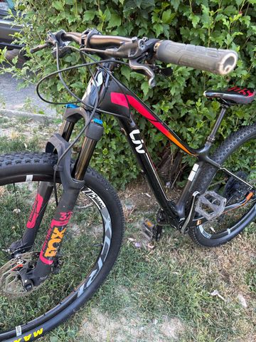 Used Liv Custom Shimano SLX 2019 Mountainbike, Black — image 5 of 8
