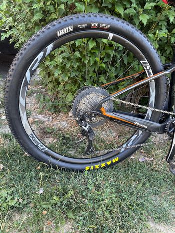 Używany Liv Custom Shimano SLX 2019 Mountainbike — zdjęcie 3 z 8