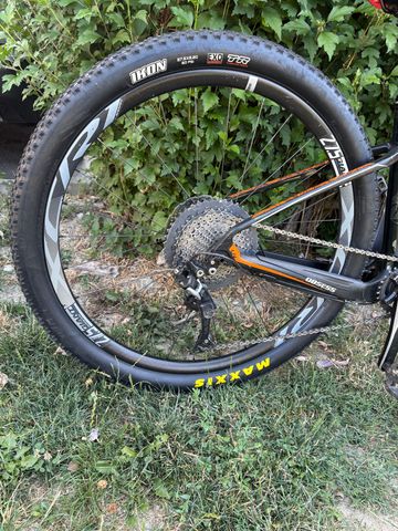 Used Liv Custom Shimano SLX 2019 Mountainbike, Black — image 3 of 8