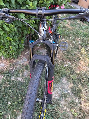 Used Liv Custom Shimano SLX 2019 Mountainbike, Black — image 7 of 8