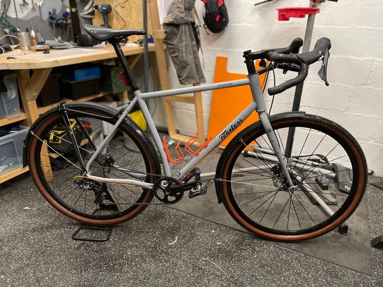 Used Fearless Custom Shimano GRX 2021 Road & Gravel, Light Gray — image 7 of 8