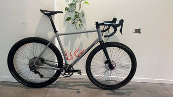 Used Fearless Custom Shimano GRX 2021 Road & Gravel, Light Gray — image 2 of 8