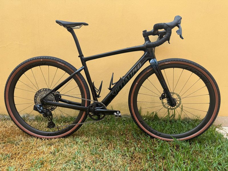 Gebrauchtes Specialized Diverge Expert Carbon 2022 2022 Road & Gravel