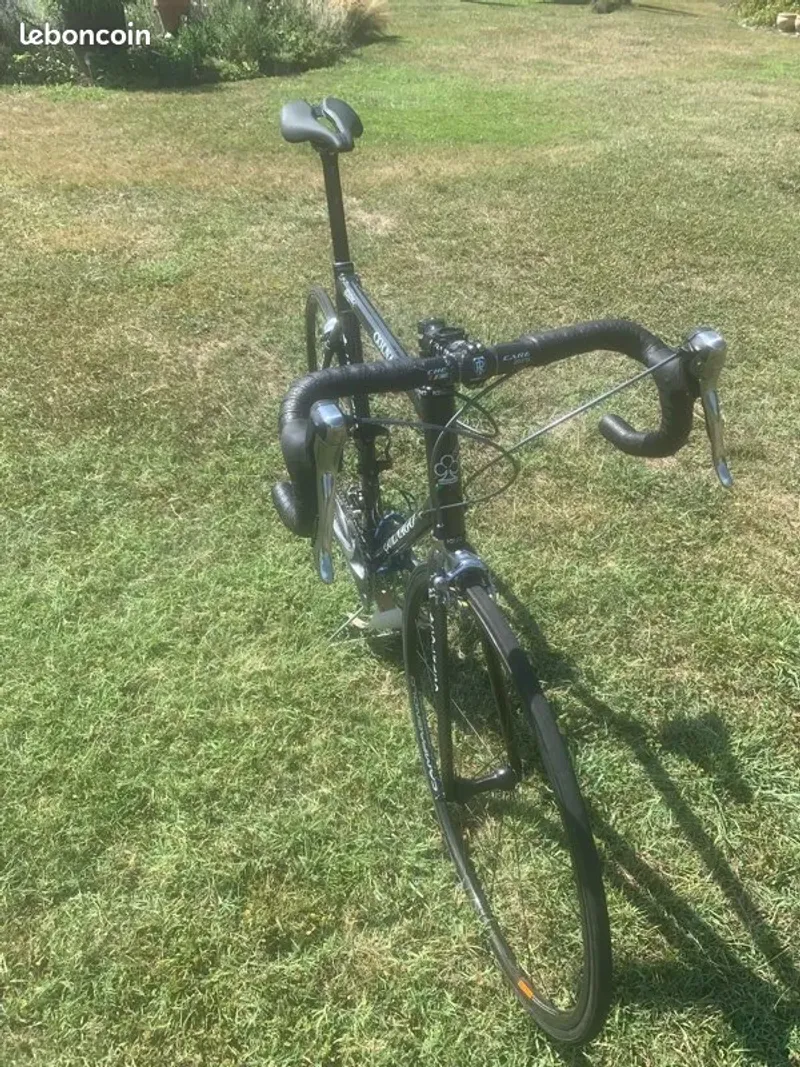 Used Colnago Extreme C - Une légende italienne, destinée à un passioné 2005 Road & Gravel, Black — image 2 of 9