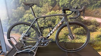 Použité Trek Émonda SL 6 Disc Pro 2022 2022 Road & Gravel