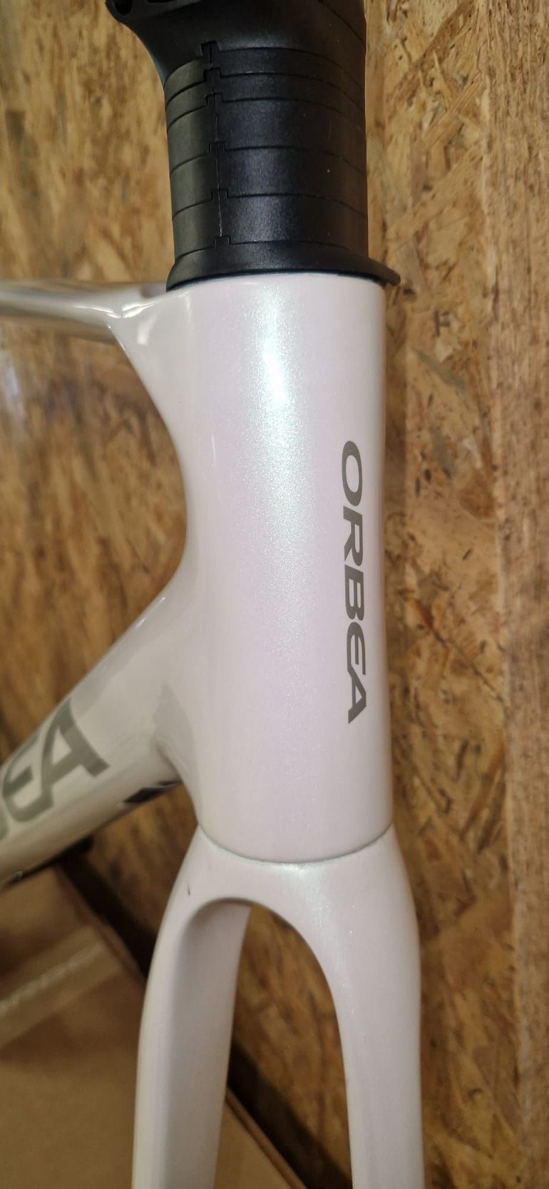 Gebrauchtes Orbea Orca M30i 2026 Frameset 2026 Road & Gravel, Weiß — Bild 9 von 11