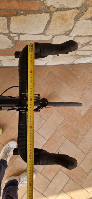 Trek Domane SL 6 2020 2020 Road & Gravel usato, Nero — immagine 9 di 10